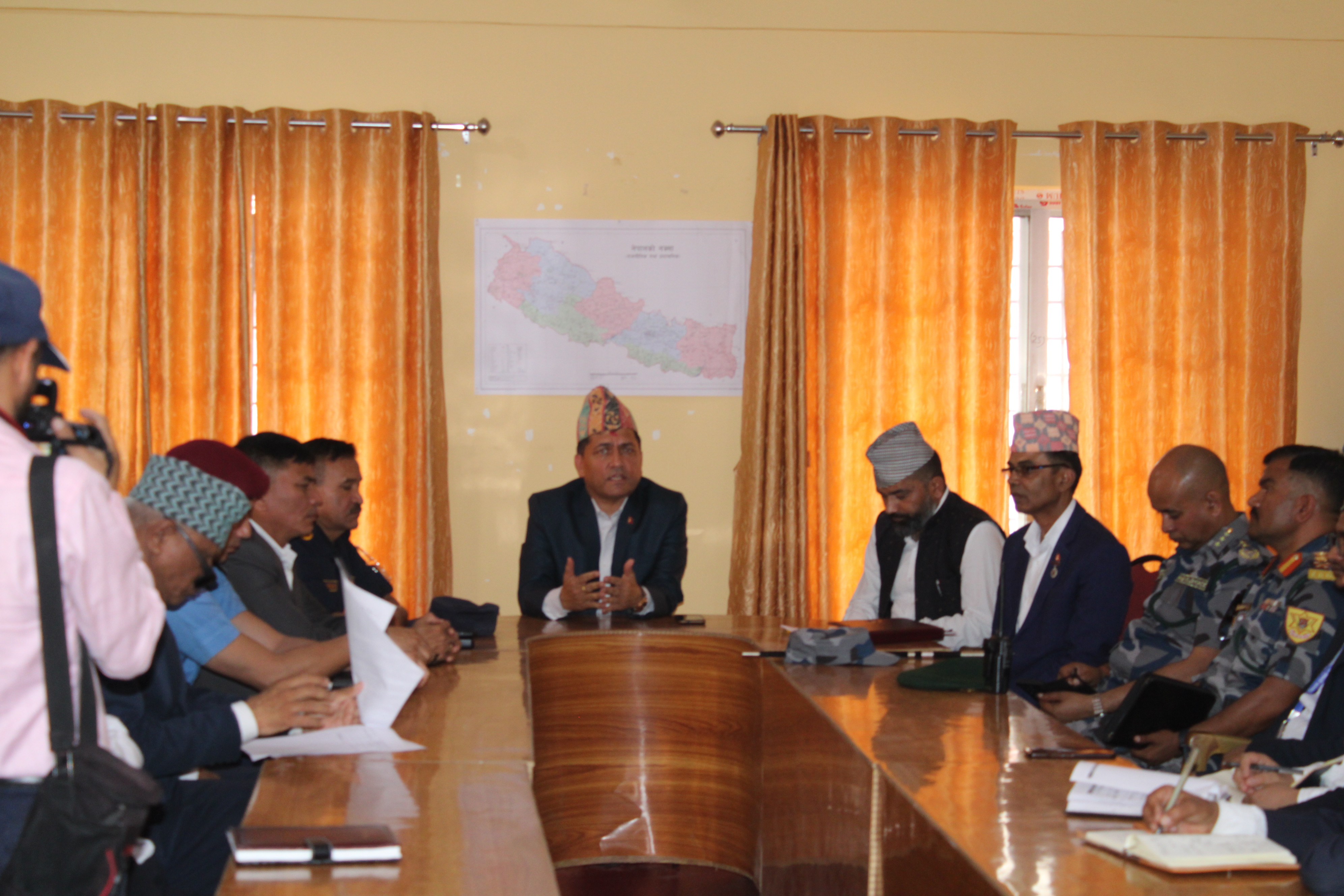 Home Secretary Mr. Eknarayan Aryaljiu's visit to Darchula district